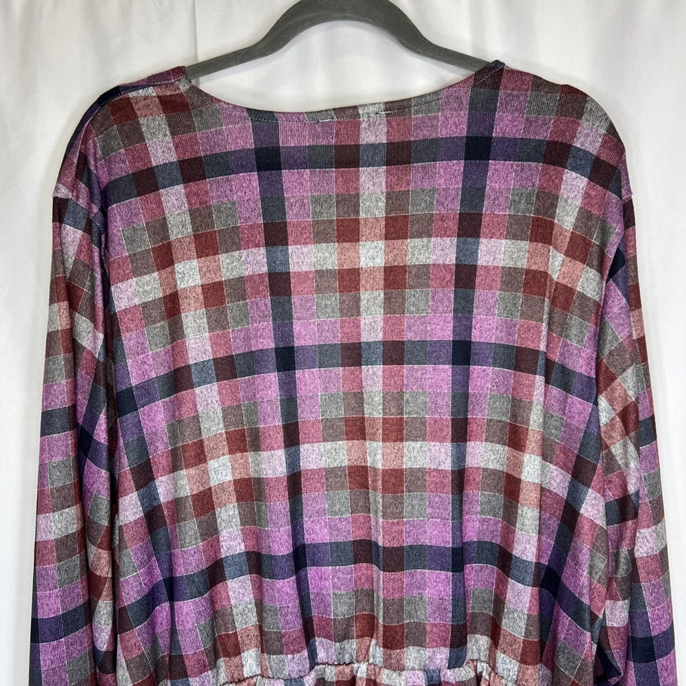 LANE BRYANT Women’s Classic Faux-Wrap Plaid Top Long Sleeve Shirt Size 26-28/4X
